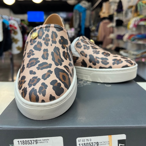 Vince Camuto Marjetta Tennis Shoe Slip On Leopard/Cheetah Dom Print - Picture 1 of 4